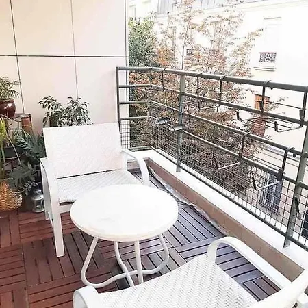 8 Pers, Nation & Bastille Apartment